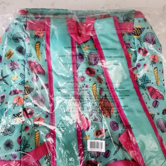 Tupperware Utopic Shore Insulated Cooler Picnic Beach Blue Patterned Backpack - Picture 3 of 3